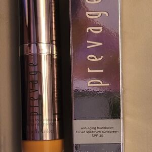 Elizabeth Arden Prevage anti-aging foundation